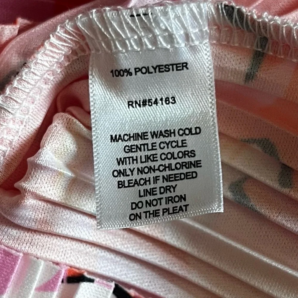 Marc New York Pleated Stretchy Short Sleeeve Blouse Firecracker Lily Size M